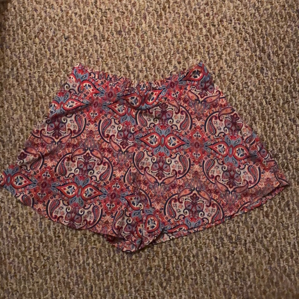 Flowy High waisted shorts